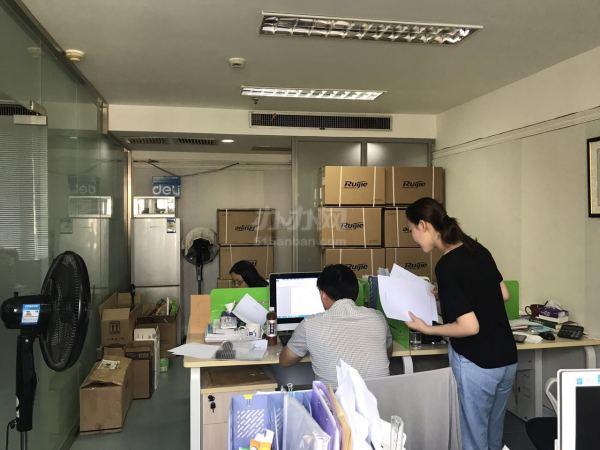 静安区国企办公室出租,价格实惠地段好!近地铁